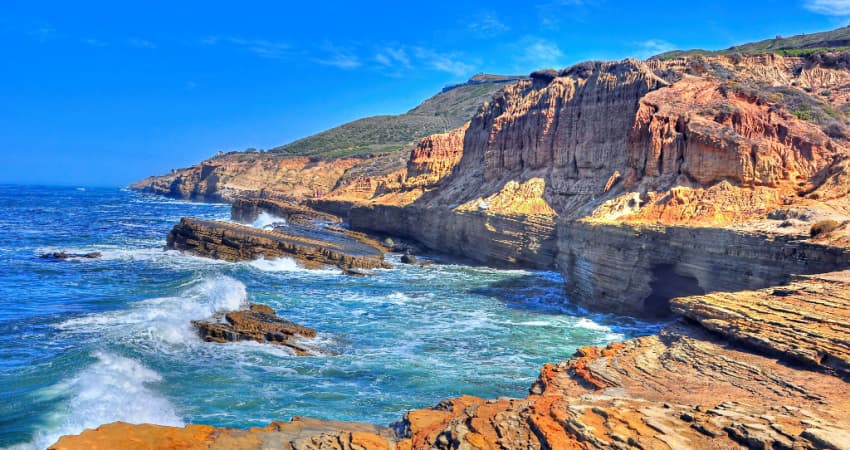 cliffs and tide pools at cabrillo national monument 